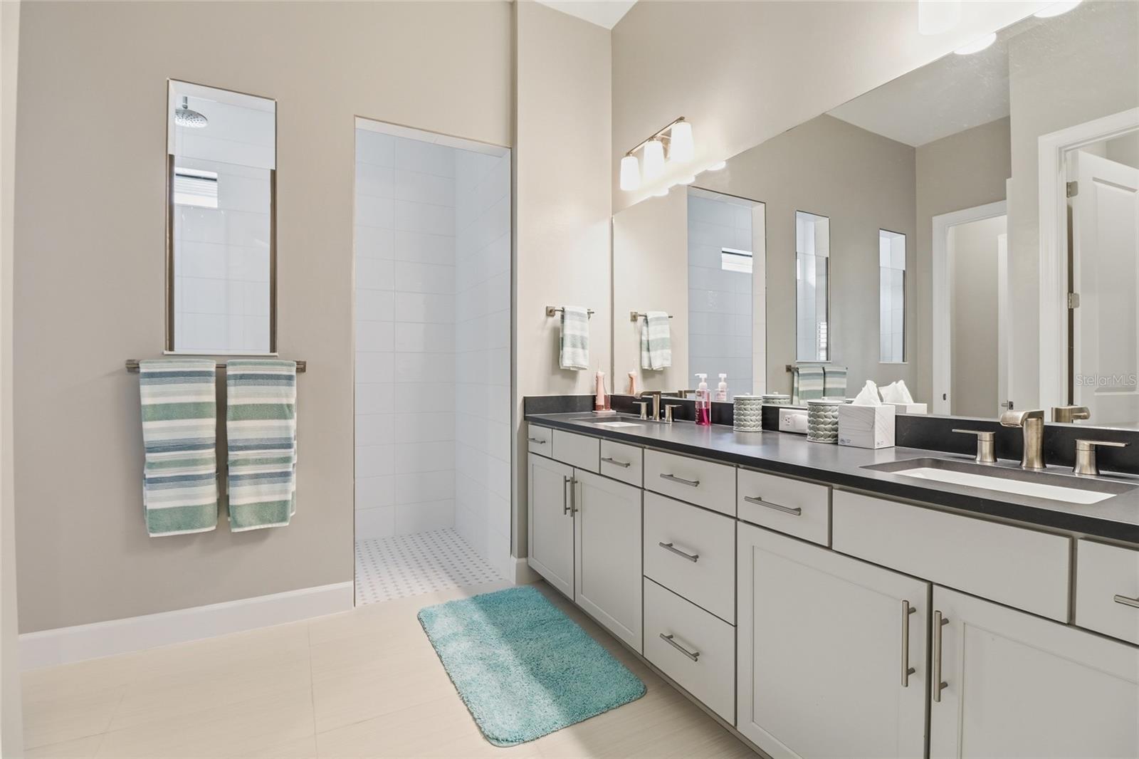 DEL WEBB-CATALINA/LKWOOD RANCH - Residential