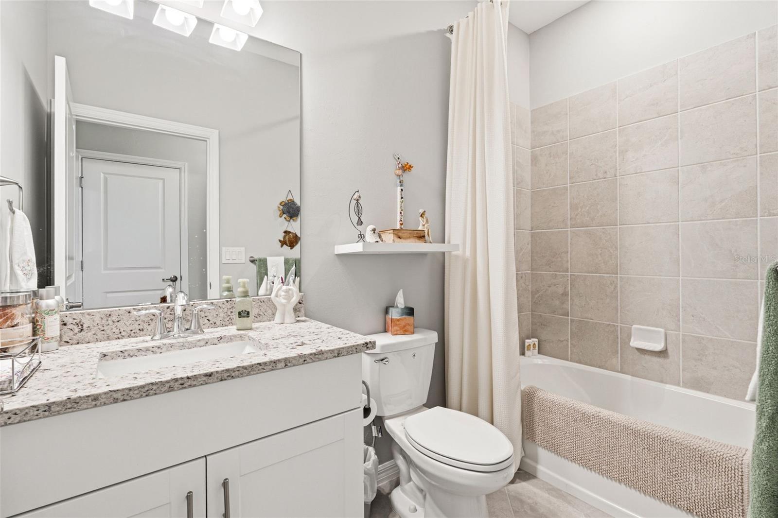 BISCAYNE LNDG NORTH - Residential