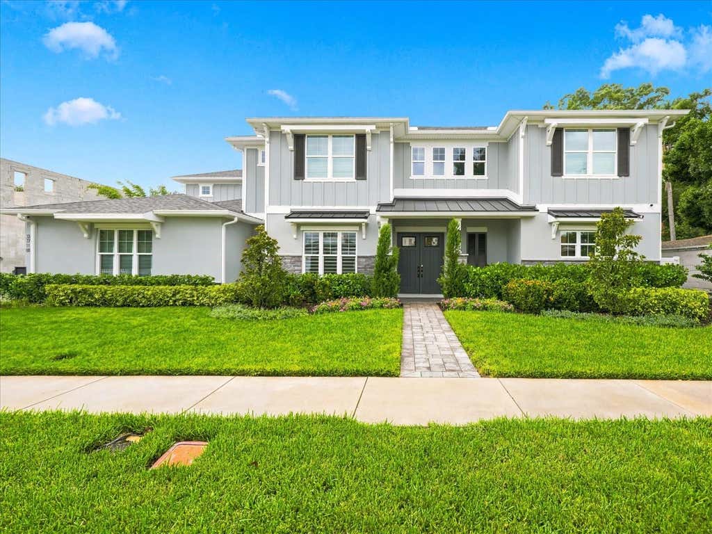Photo of 3718 W Palmira Avenue, Tampa, FL 33629 (MLS # TB8542760)
