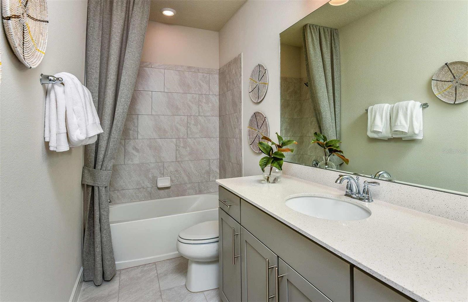 TOHOQUA - Residential