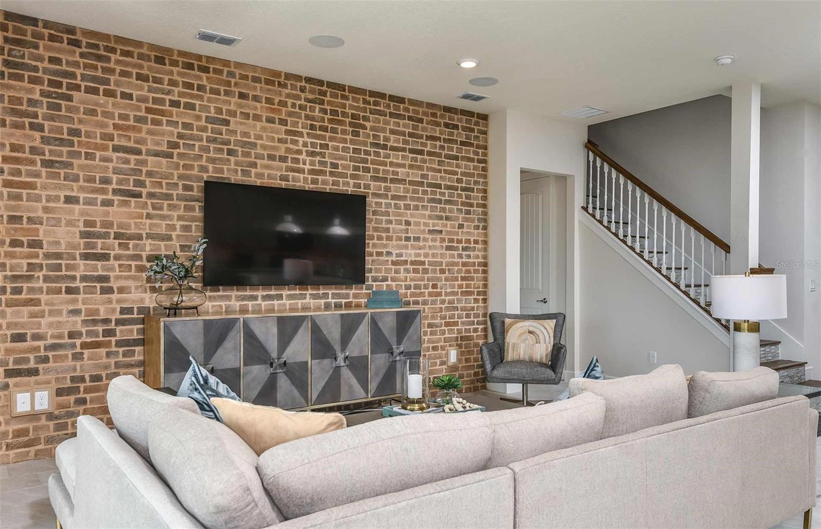 TOHOQUA - Residential