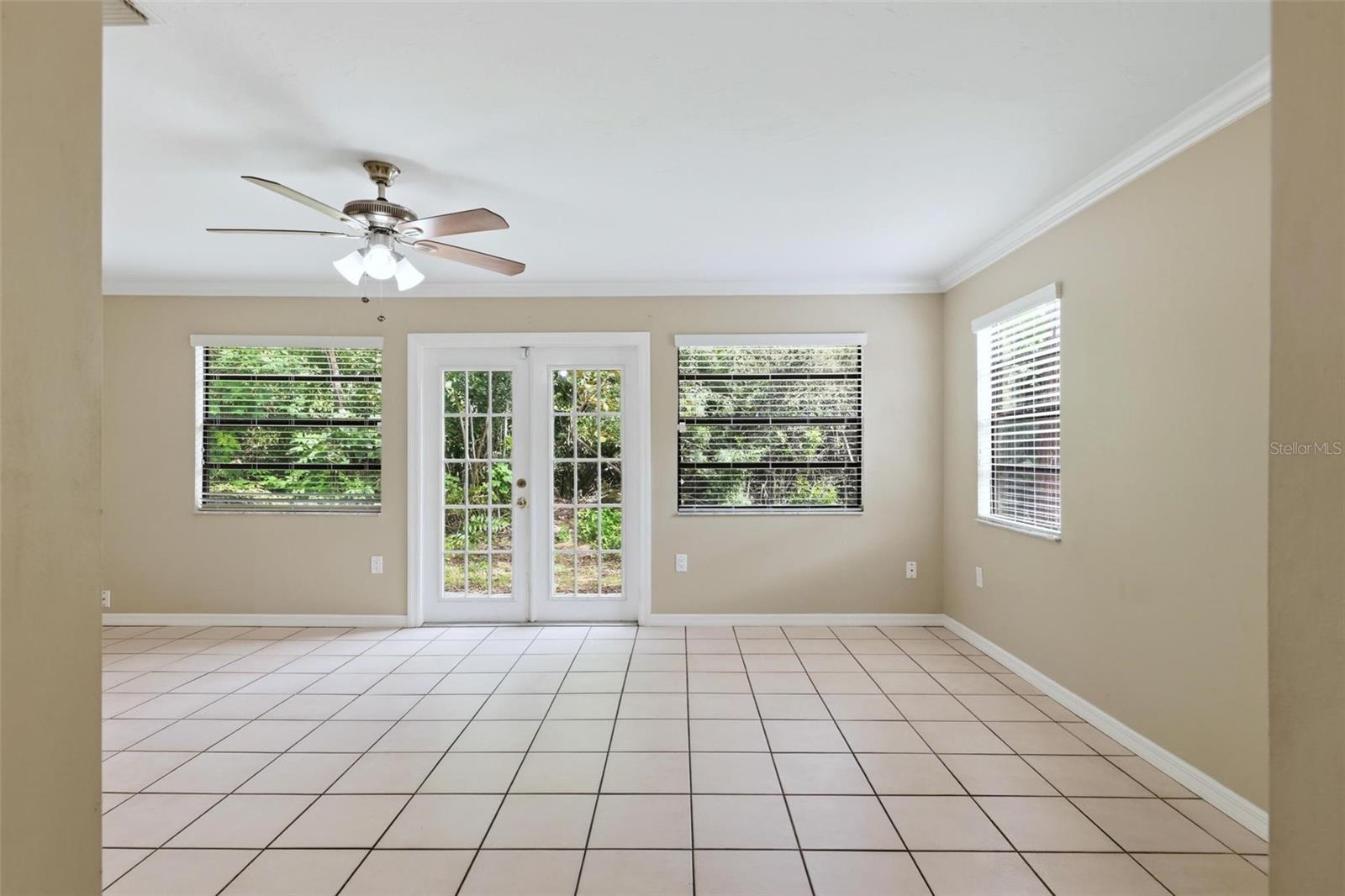 FIVE LAKES 1 & 1C - Residential