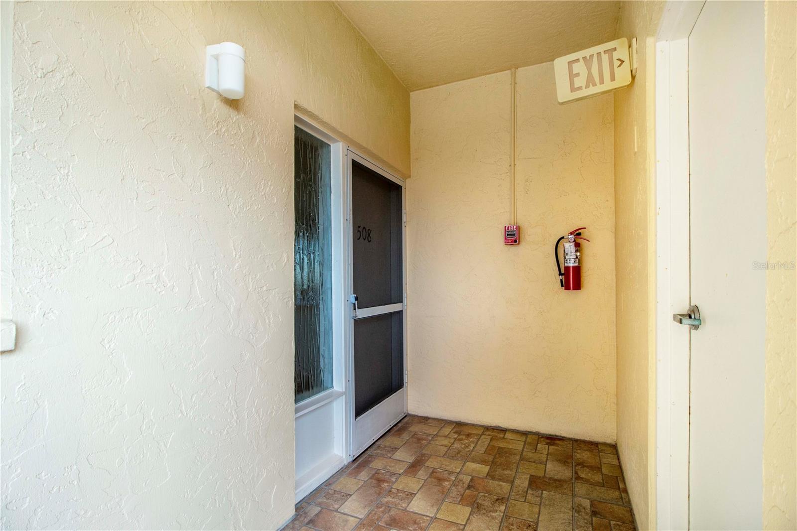 BAY TREE CLUB - Residential Lease