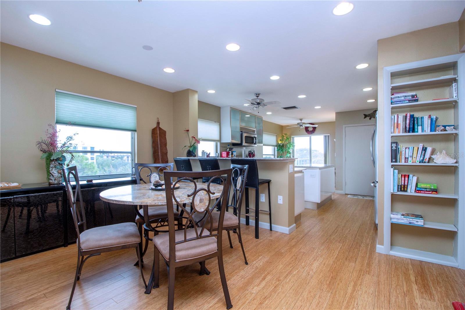BAY TREE CLUB - Residential Lease