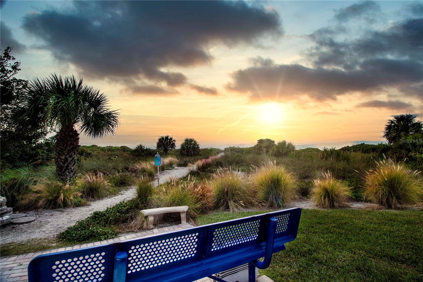 BAY TREE CLUB - Residential Lease