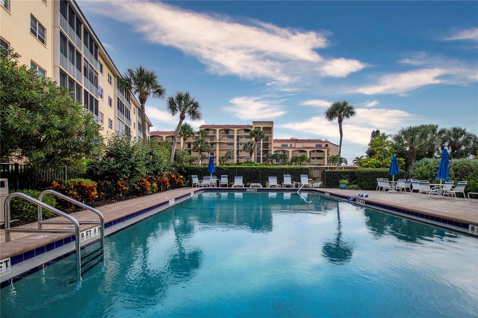 BAY TREE CLUB - Residential Lease