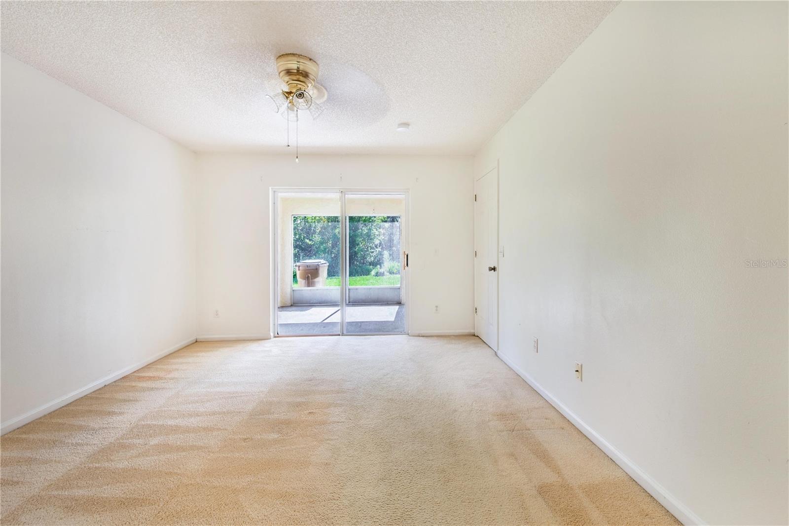 REGENCY POINTE - Residential