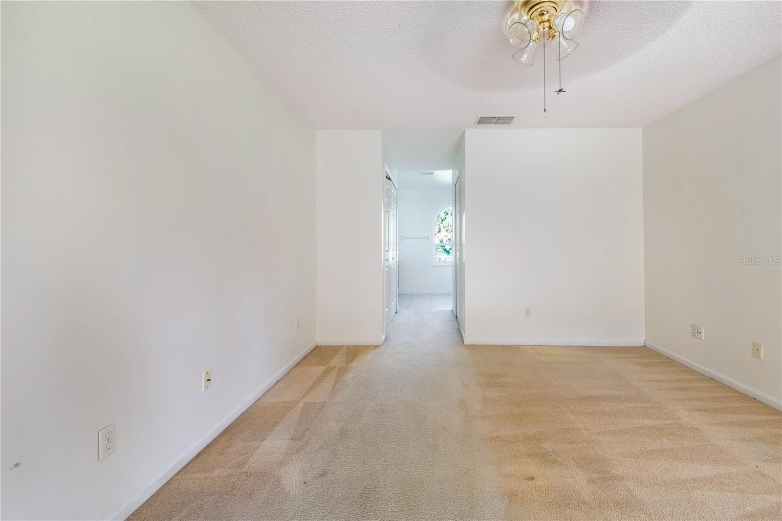REGENCY POINTE - Residential