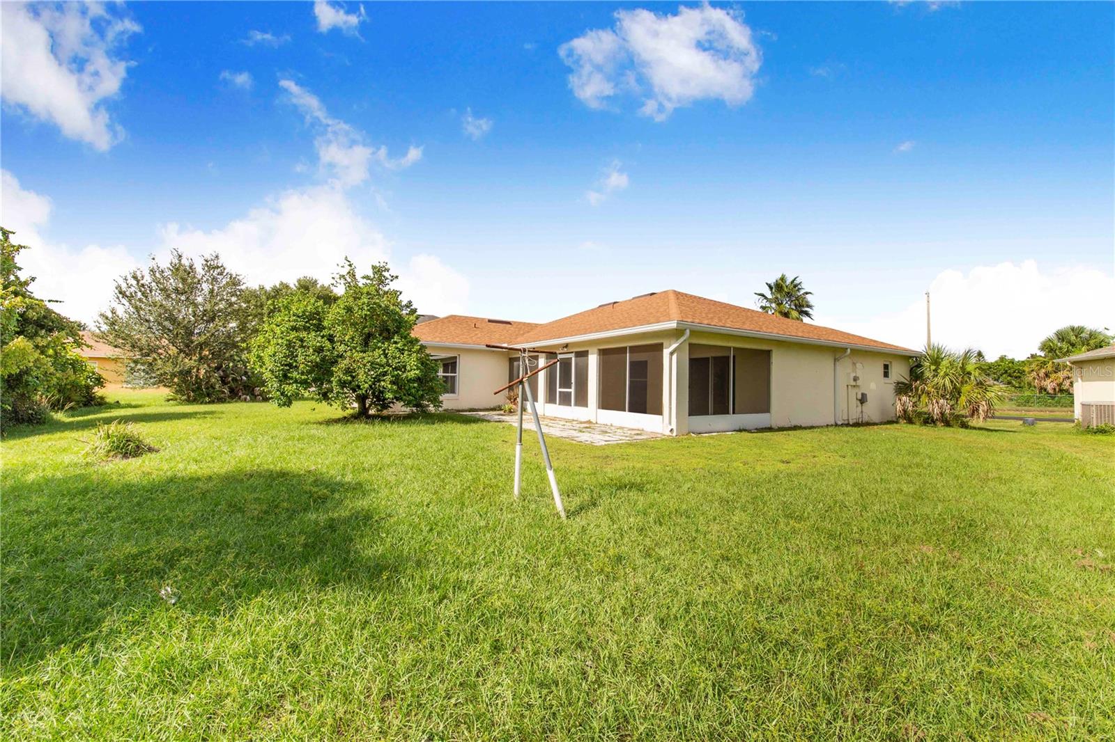 REGENCY POINTE - Residential