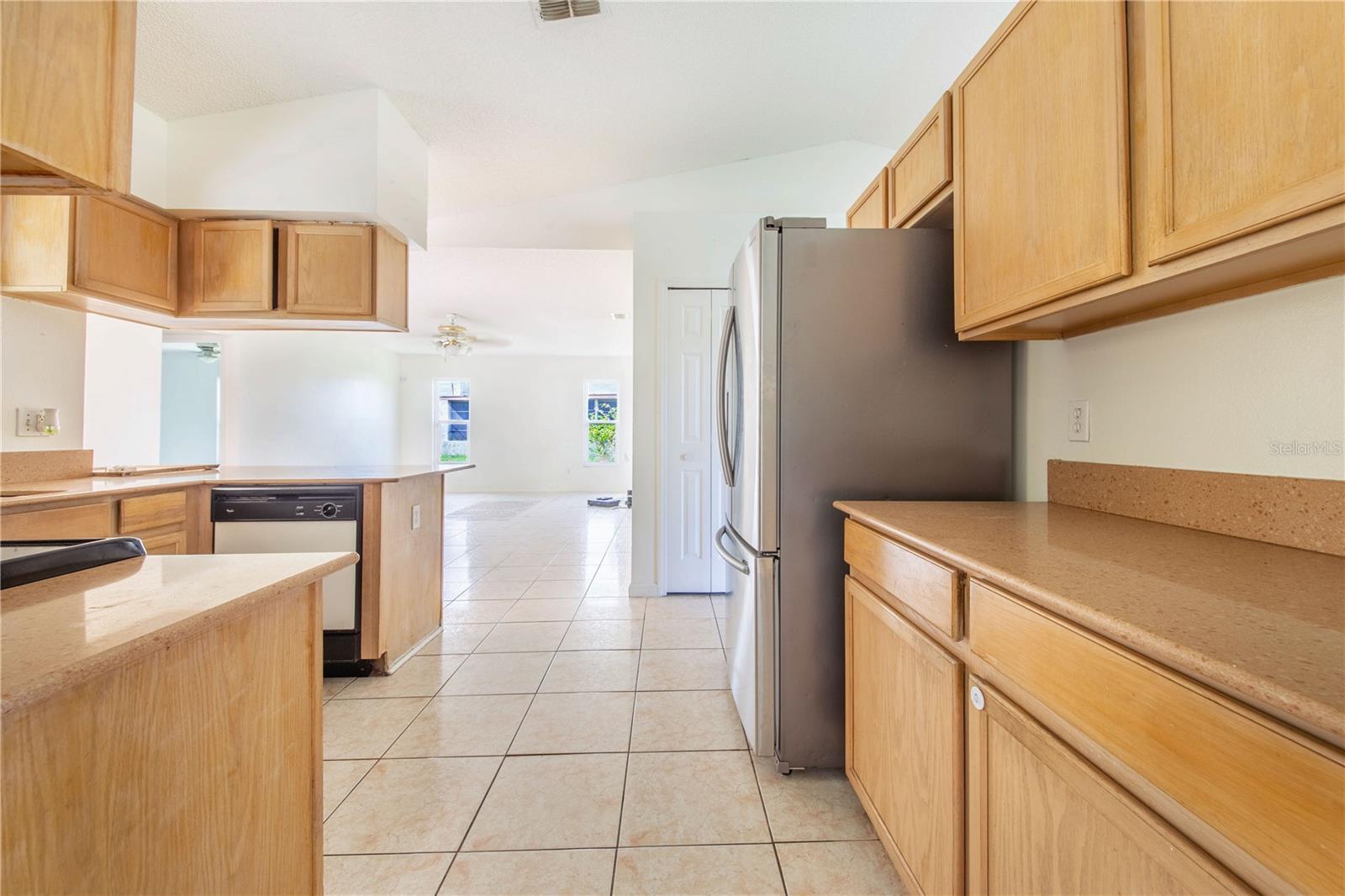 REGENCY POINTE - Residential
