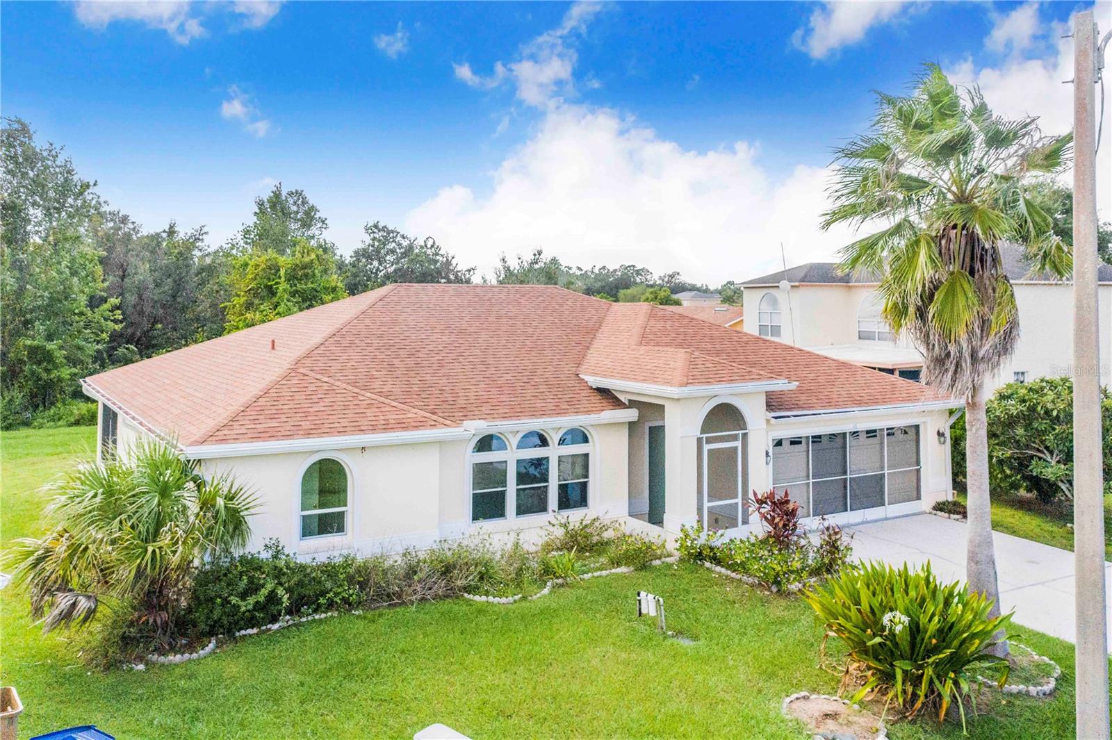 REGENCY POINTE - Residential