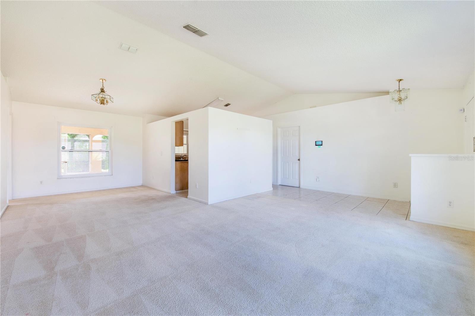 REGENCY POINTE - Residential