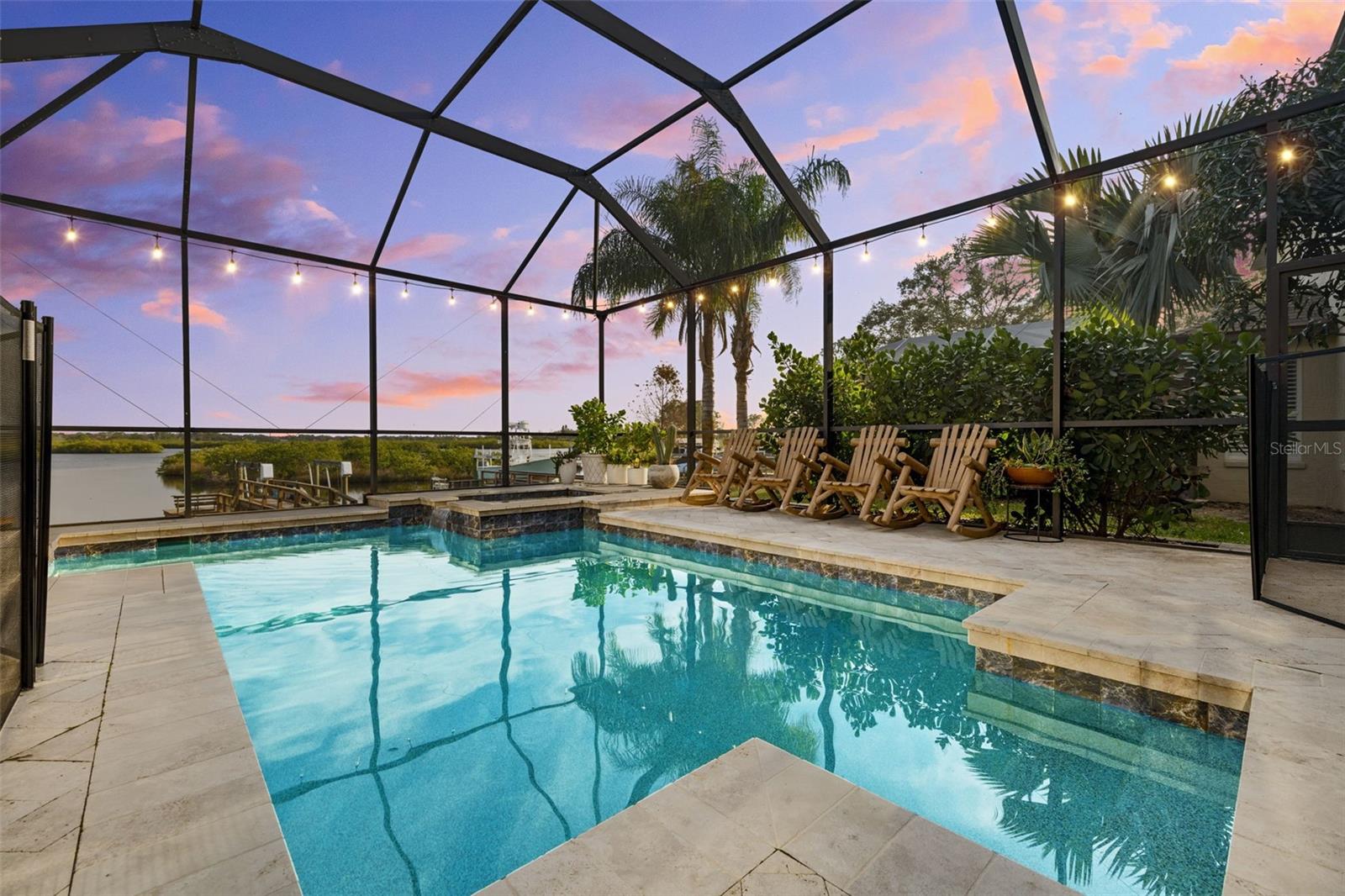 1893 RIVEREDGE DRIVE