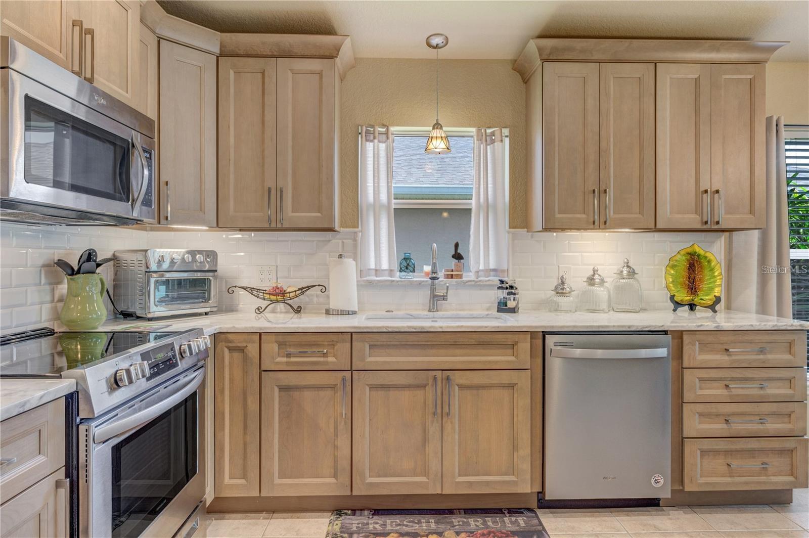 LAKESIDE PLANTATION - Residential