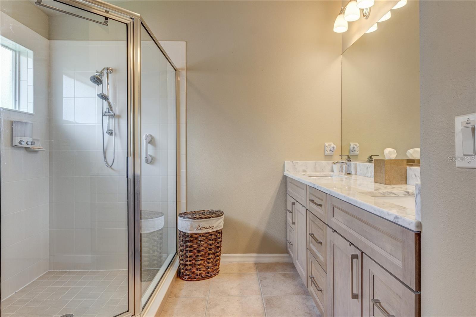 LAKESIDE PLANTATION - Residential