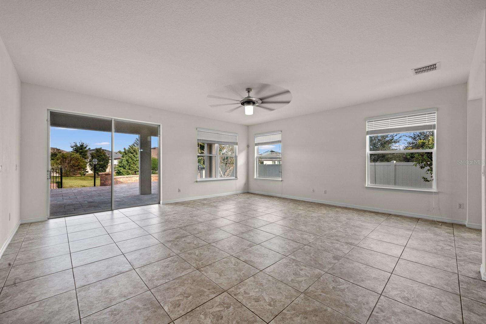 4032 PRAIRIE RESERVE BOULEVARD