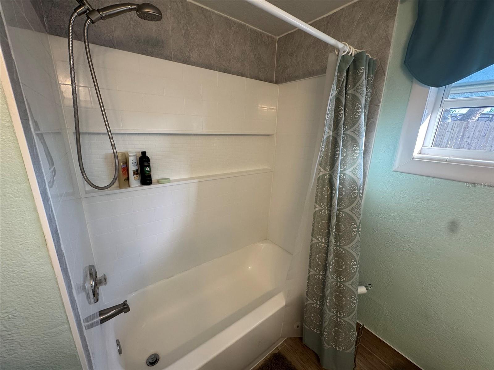 CREST RIDGE GARDENS - Residential