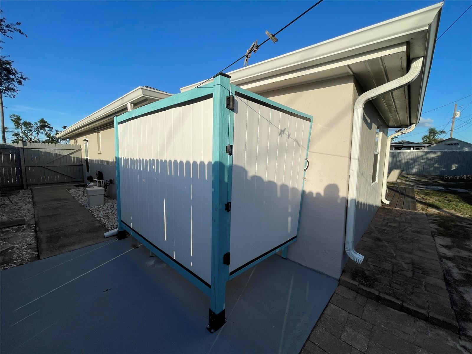 CREST RIDGE GARDENS - Residential