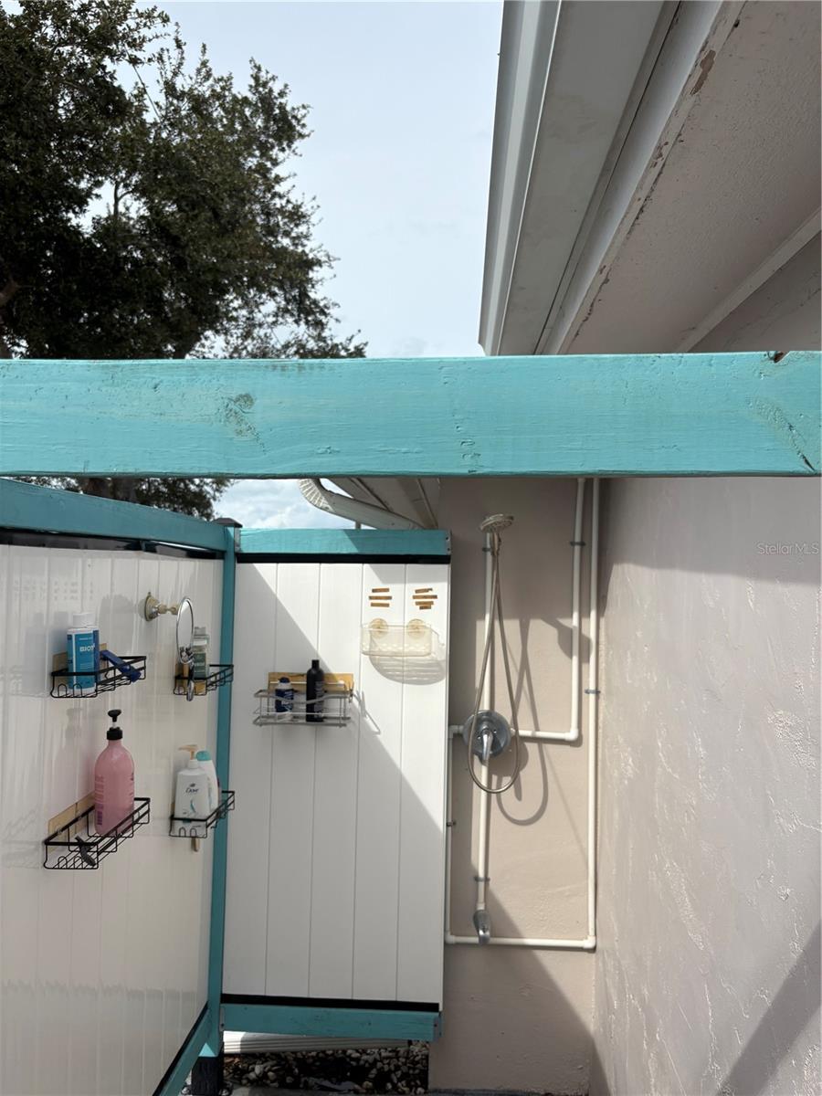 CREST RIDGE GARDENS - Residential