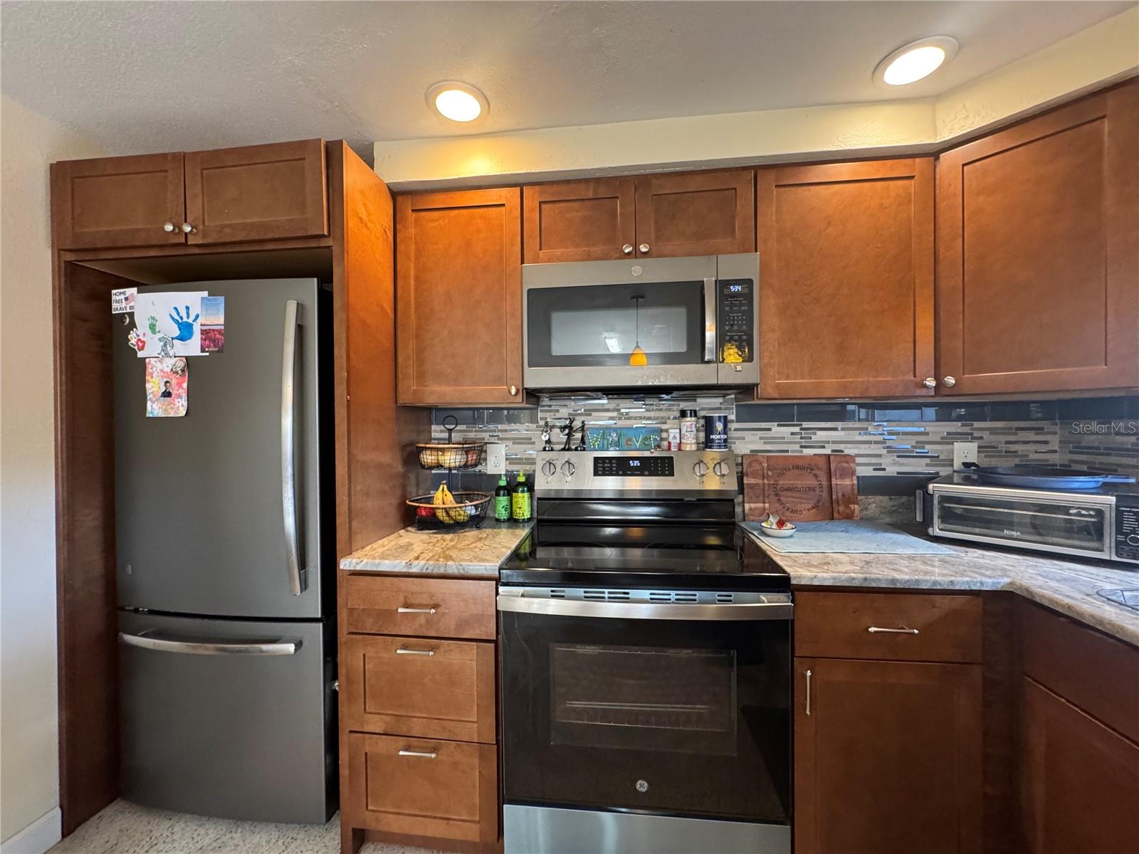 CREST RIDGE GARDENS - Residential