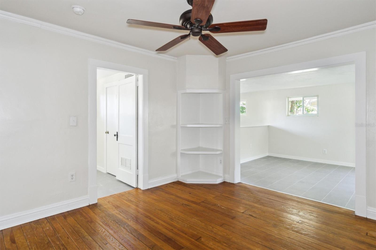 GAINESVILLE TOWN OF PINE PARK - Residential