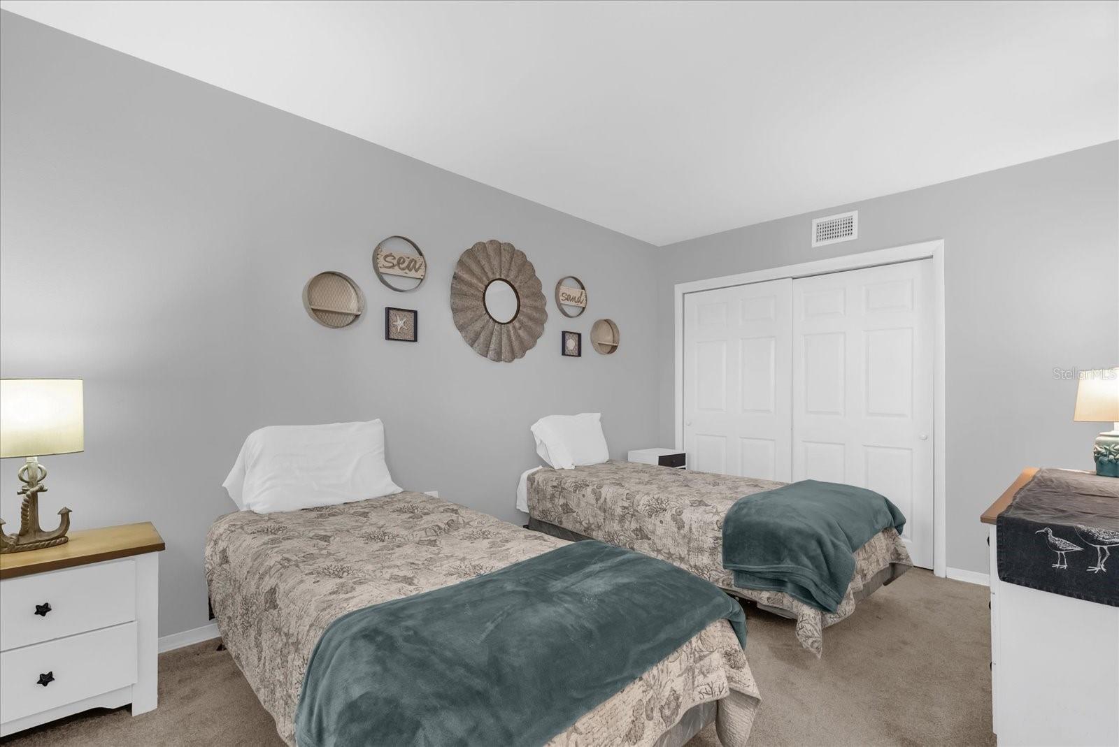 3620 OCEAN BEACH BOULEVARD 32