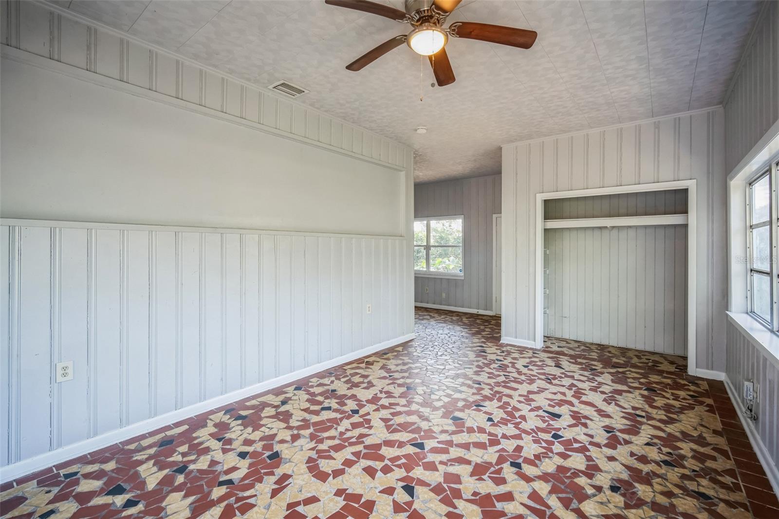 HOMELAND PARK - Residential