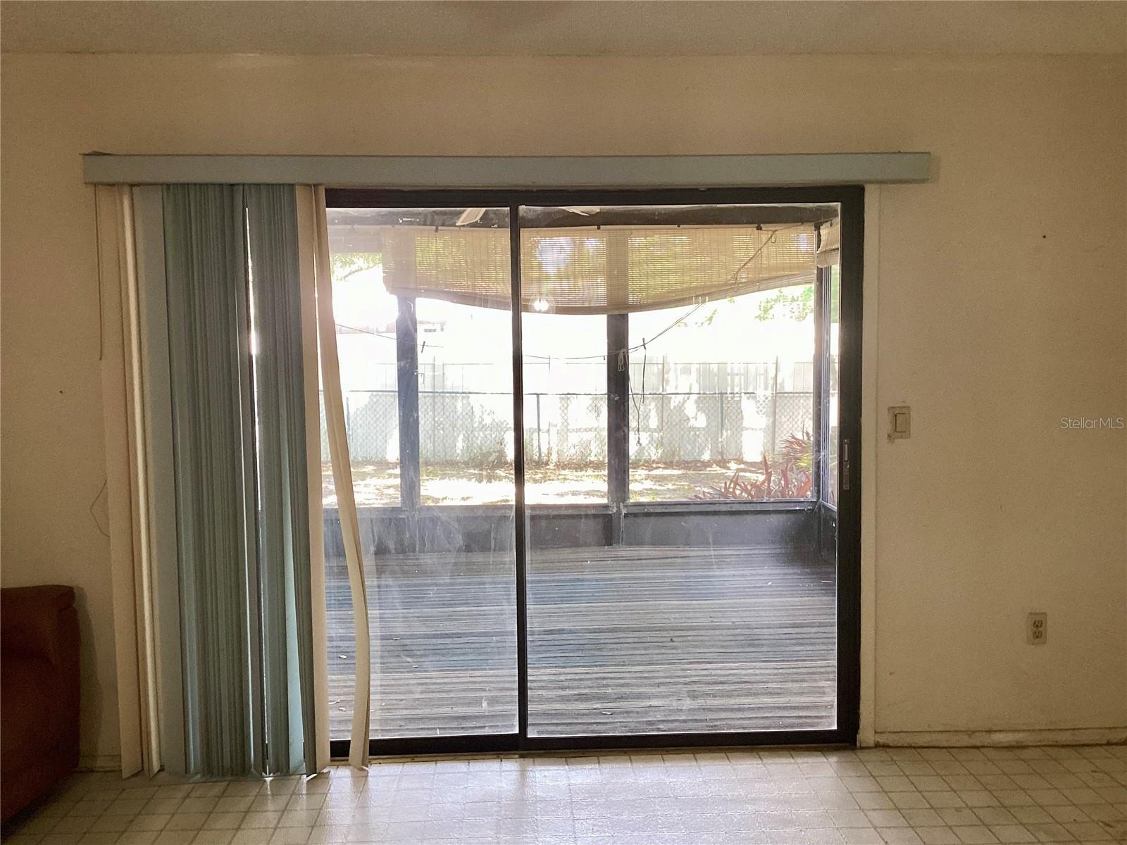 SHADOW LAKES - Residential
