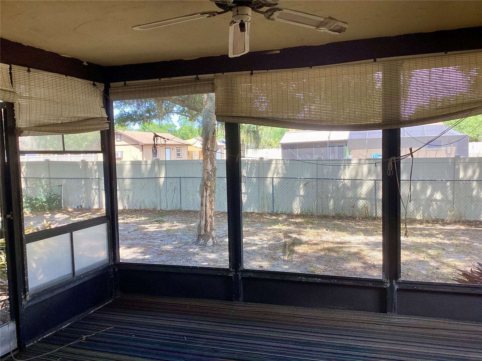 SHADOW LAKES - Residential