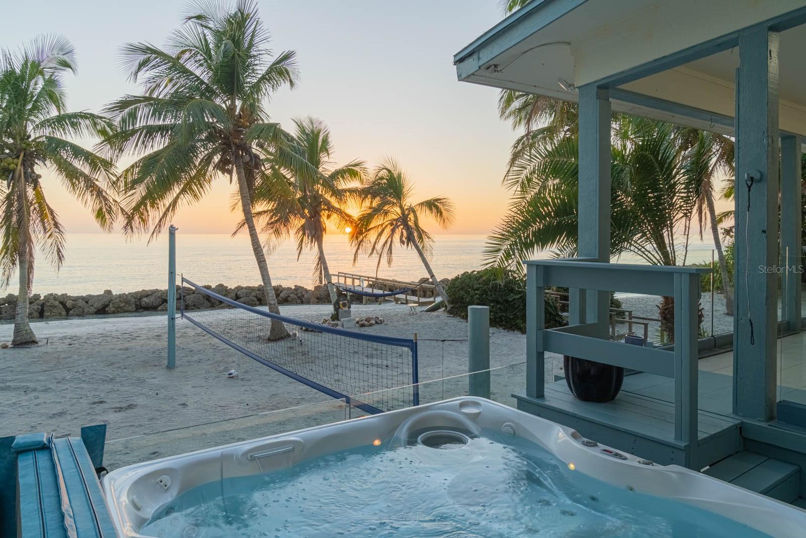 SANDERLING CLUB - Residential