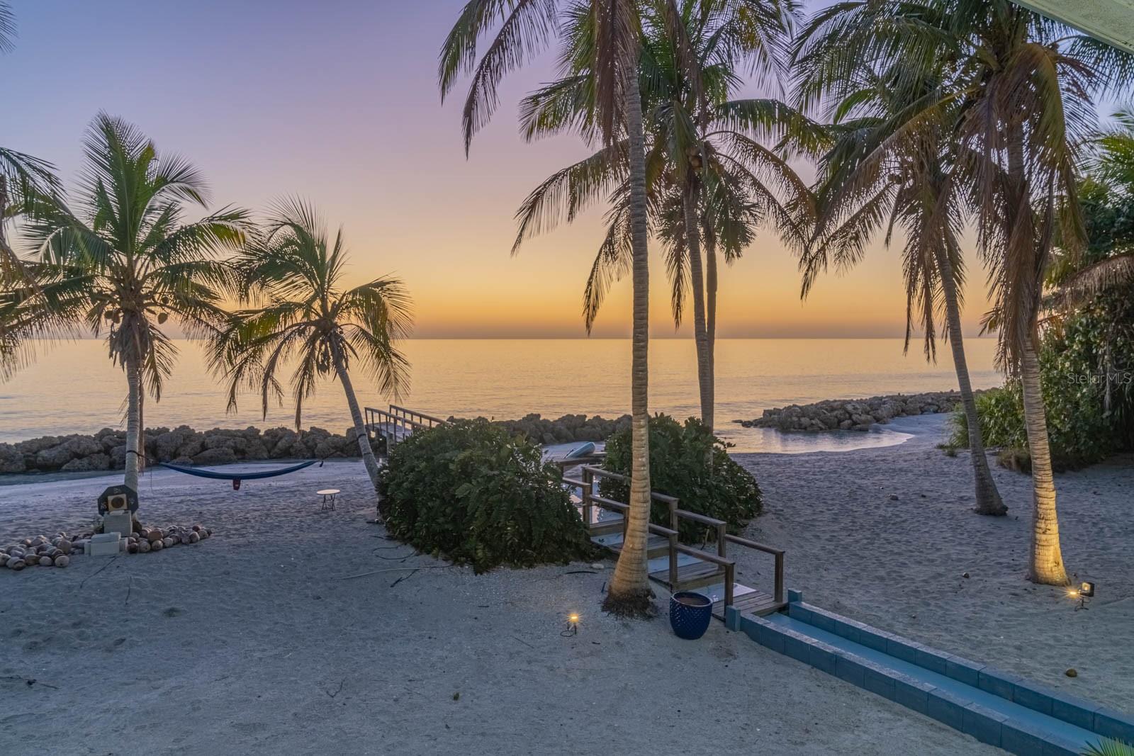 SANDERLING CLUB - Residential