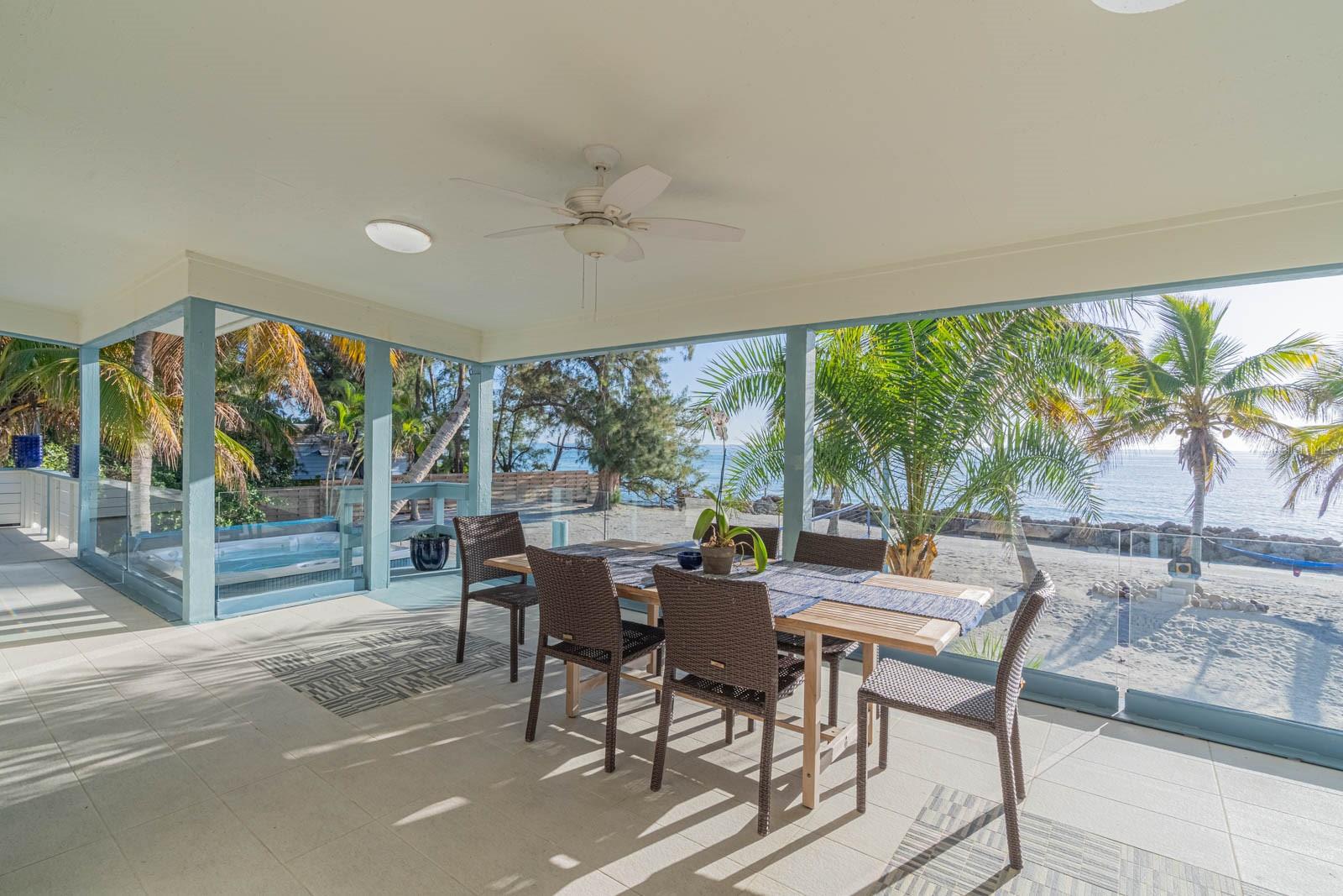 SANDERLING CLUB - Residential