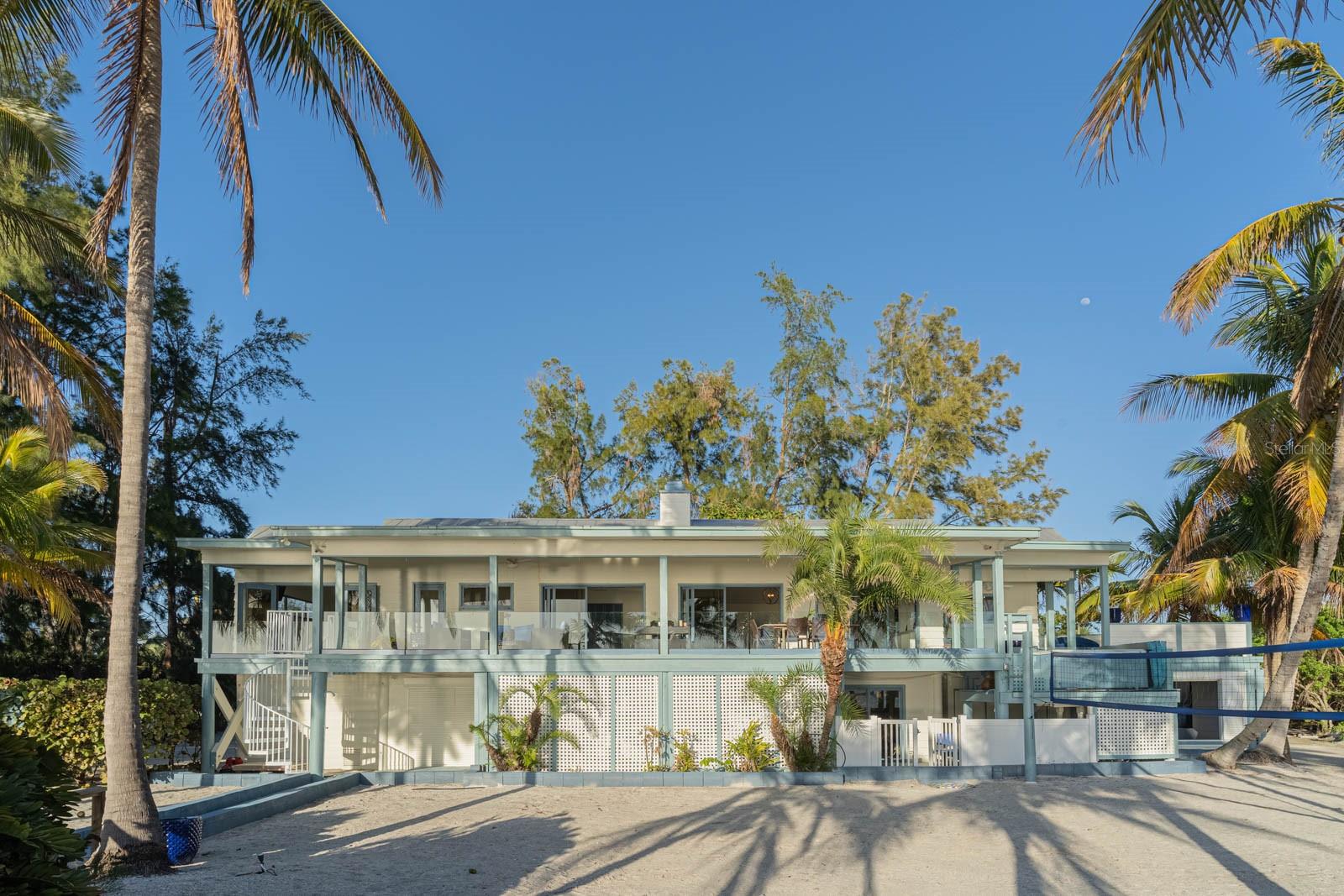 SANDERLING CLUB - Residential