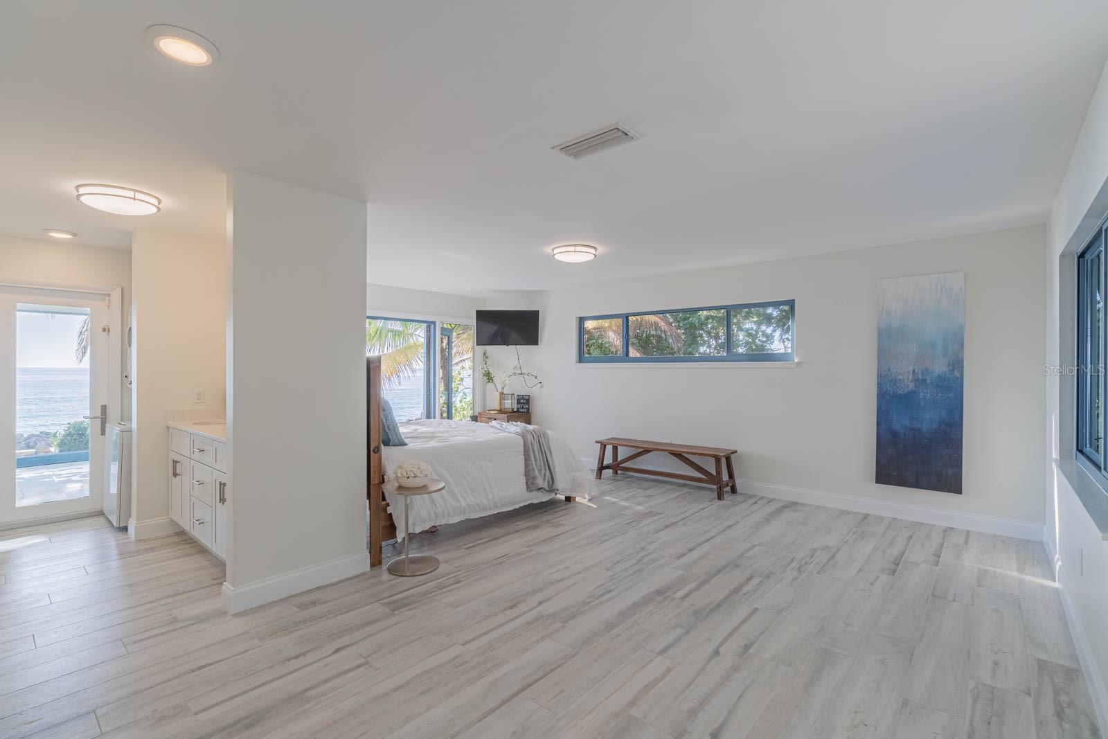 SANDERLING CLUB - Residential