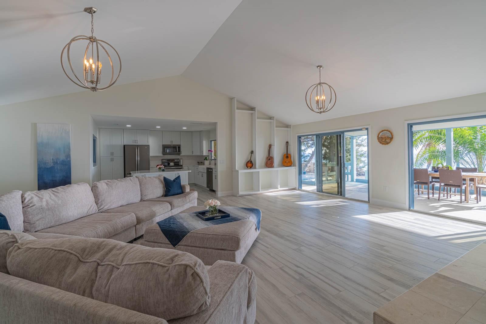 SANDERLING CLUB - Residential