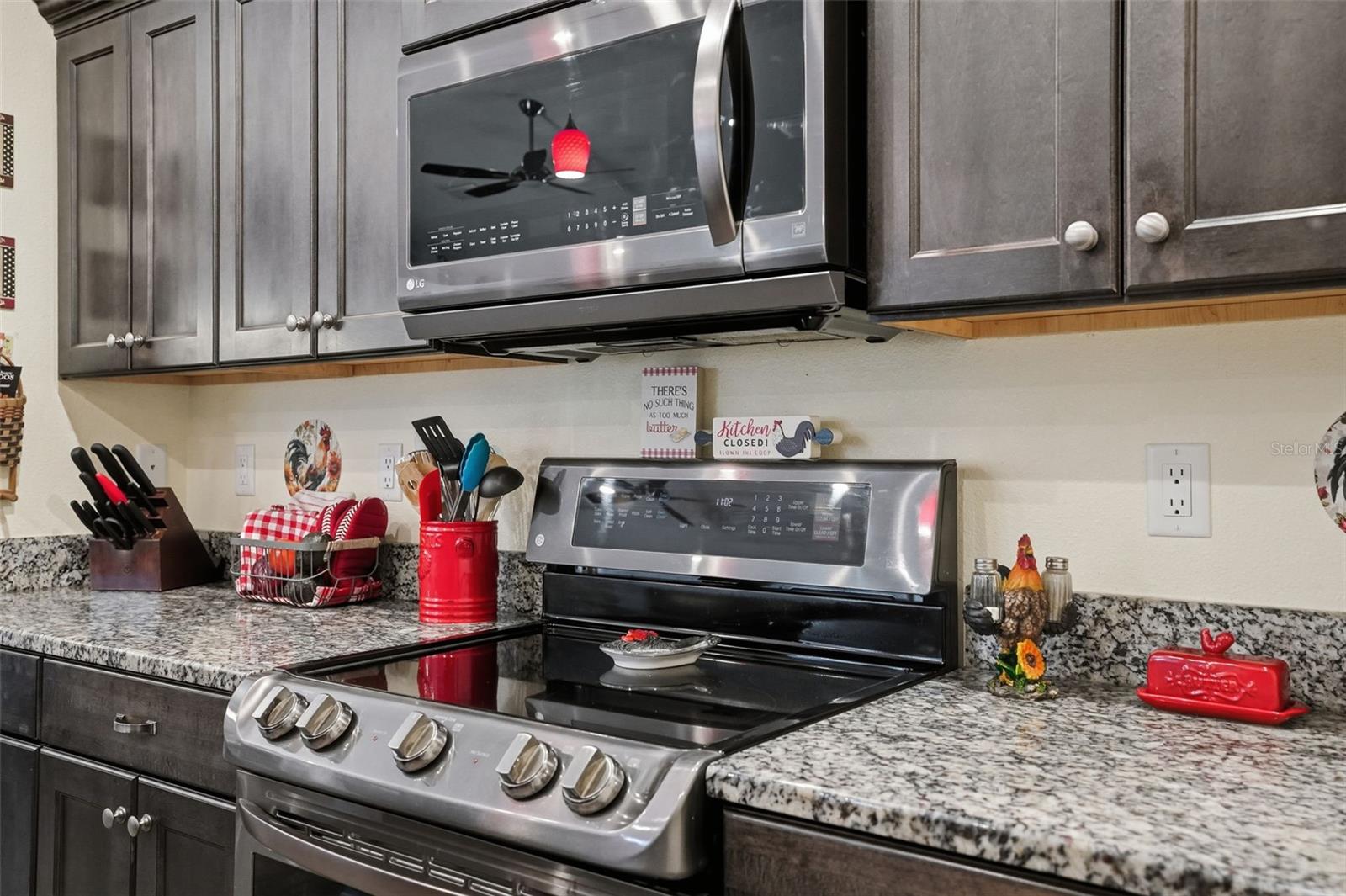 ROYAL HIGHLANDS - Residential