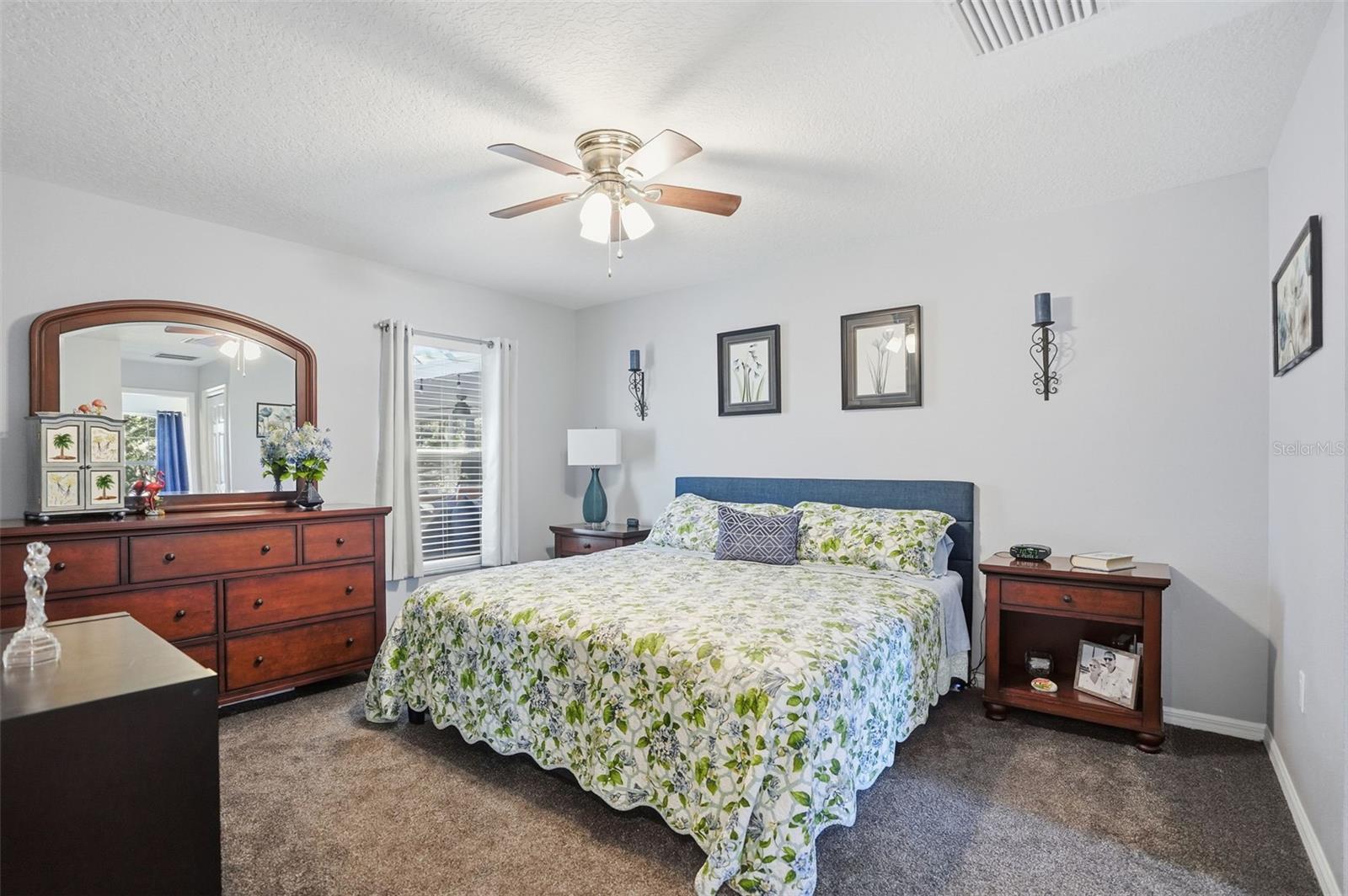 ROYAL HIGHLANDS - Residential