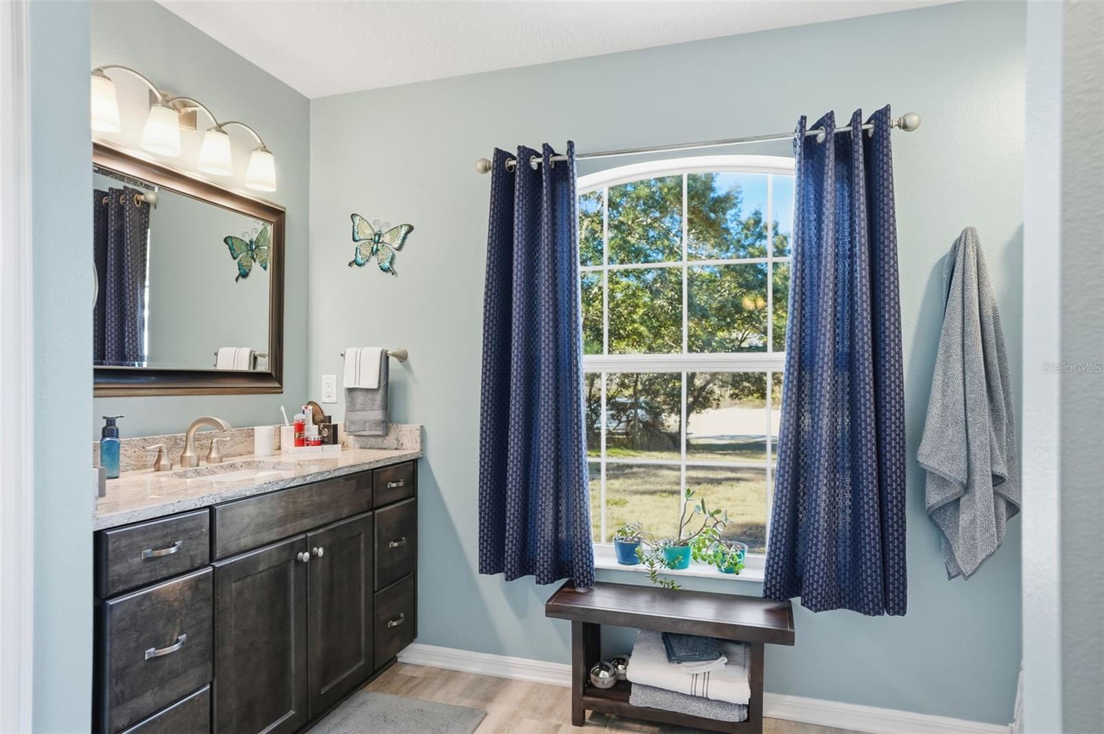 ROYAL HIGHLANDS - Residential