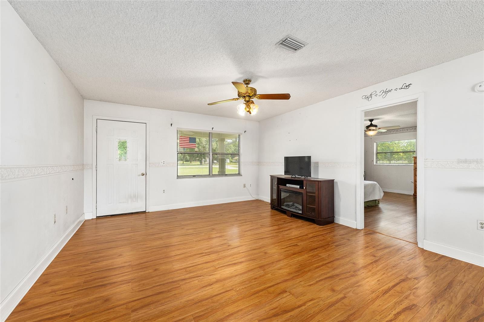 7360 SW 15TH PLACE