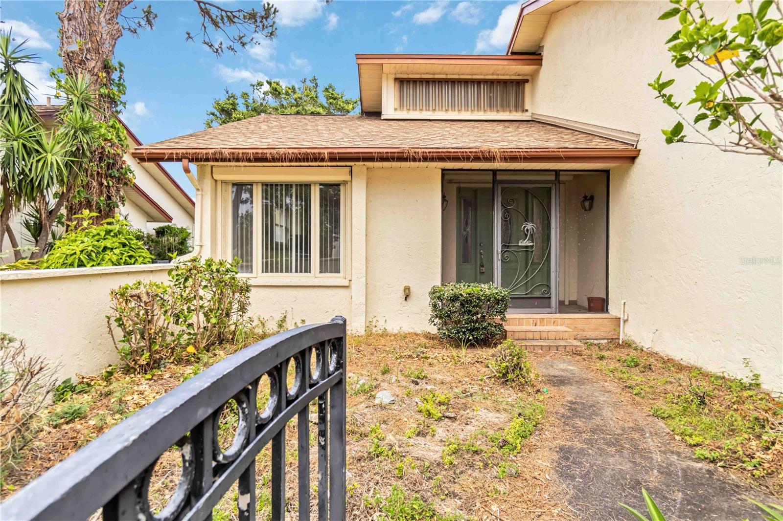 6203 COURTSIDE DRIVE 21