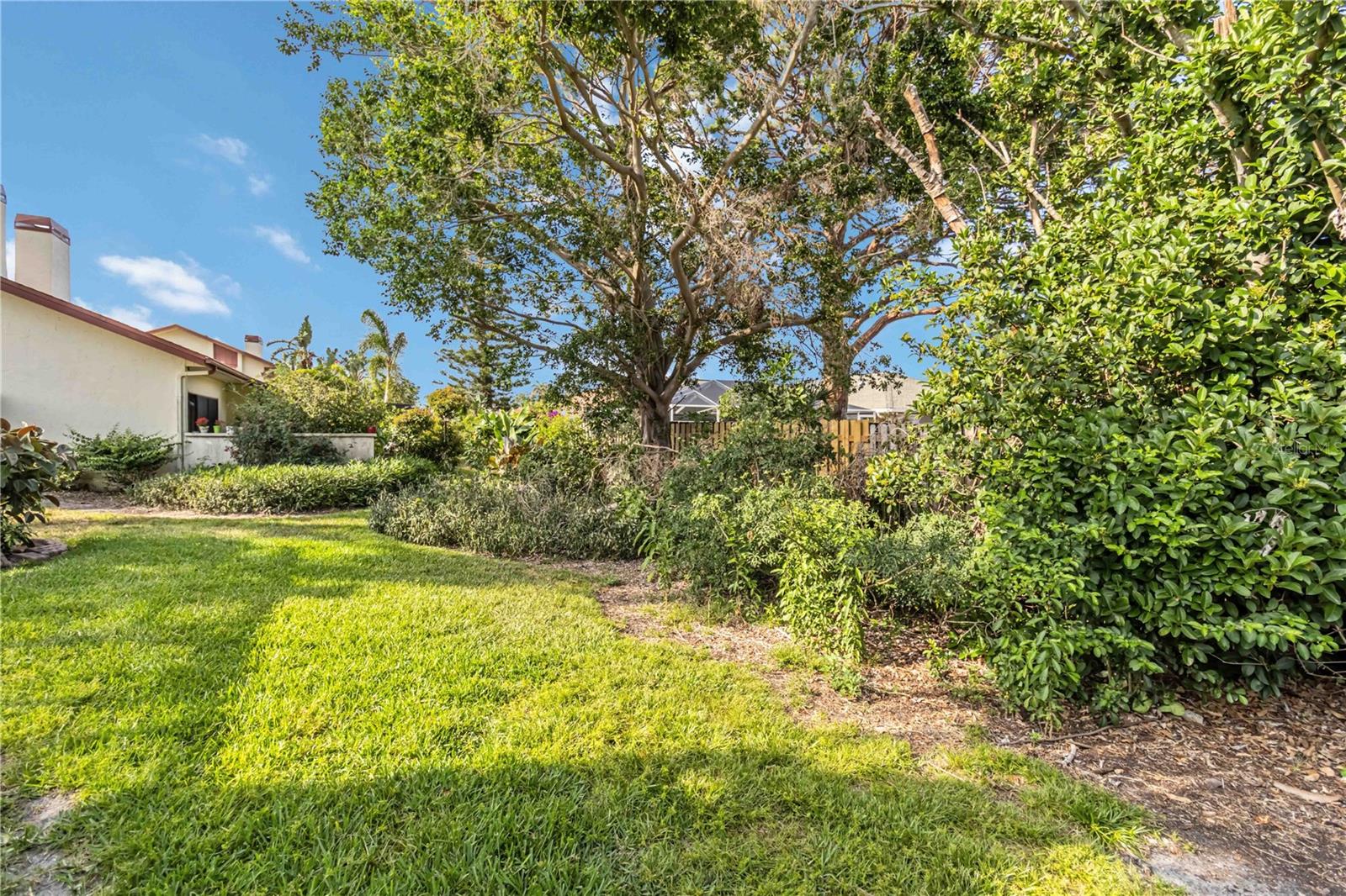 RACQUET CLUB VILLAS AMD - Residential