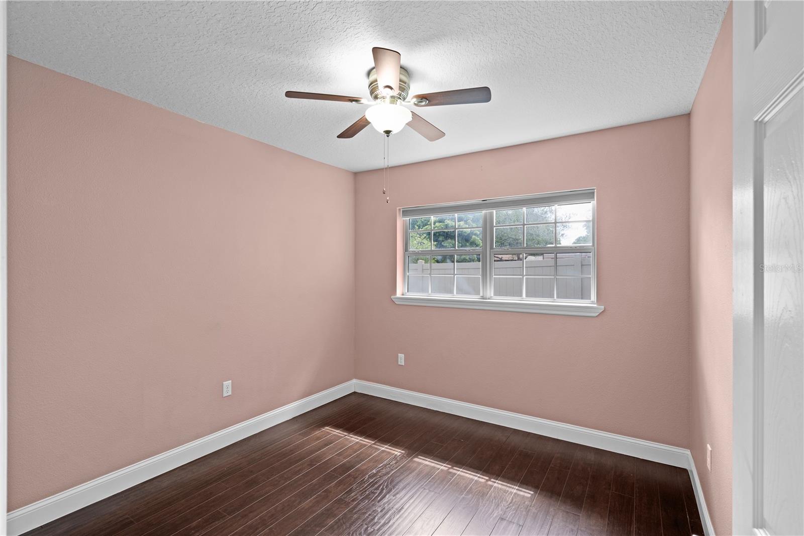 PRAIRIE LAKE MANORS - Residential