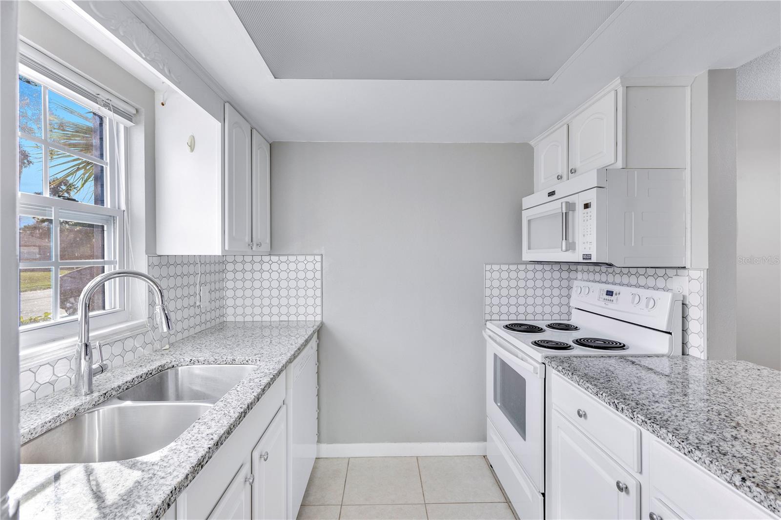 HEATHER HALL CONDO - Residential