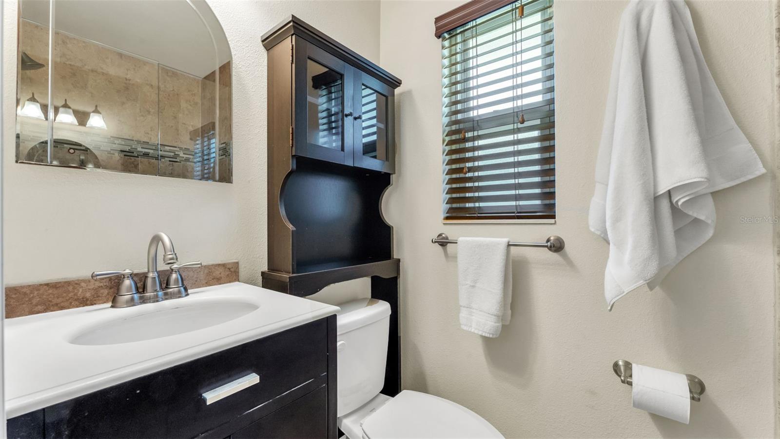 DOUGLAS MANOR ESTATES 2ND ADD - Residential