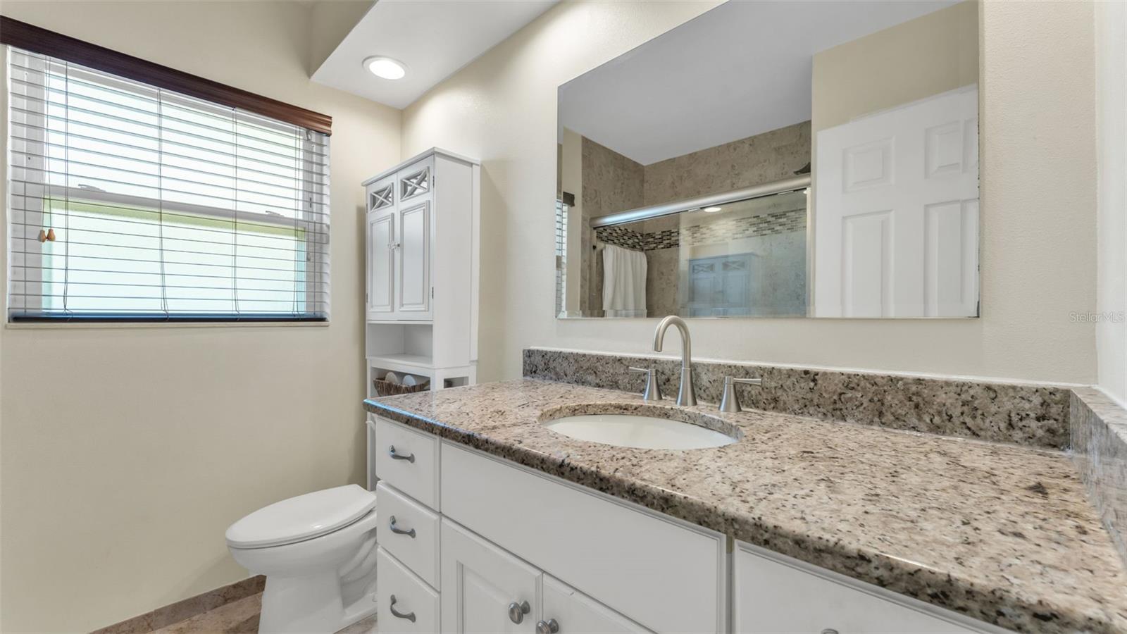 DOUGLAS MANOR ESTATES 2ND ADD - Residential