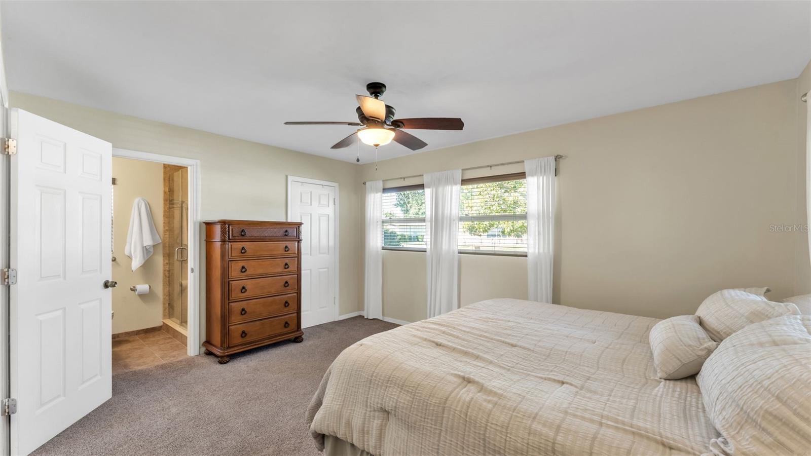 DOUGLAS MANOR ESTATES 2ND ADD - Residential