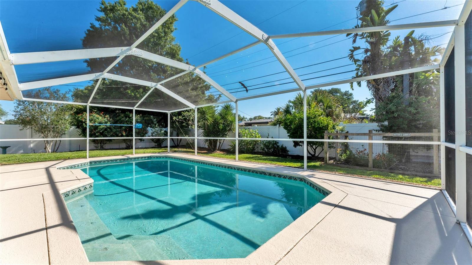 DOUGLAS MANOR ESTATES 2ND ADD - Residential