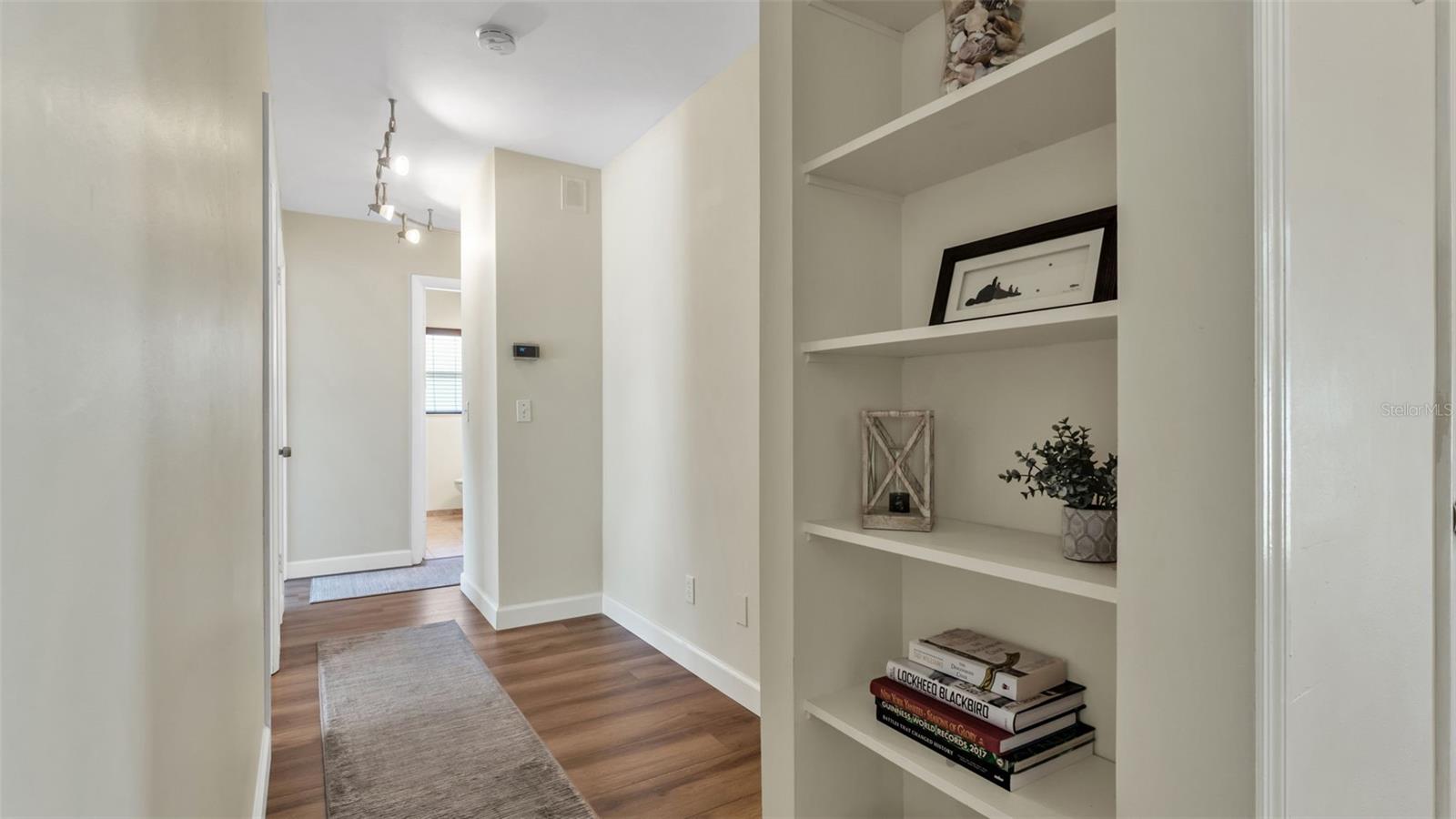 DOUGLAS MANOR ESTATES 2ND ADD - Residential