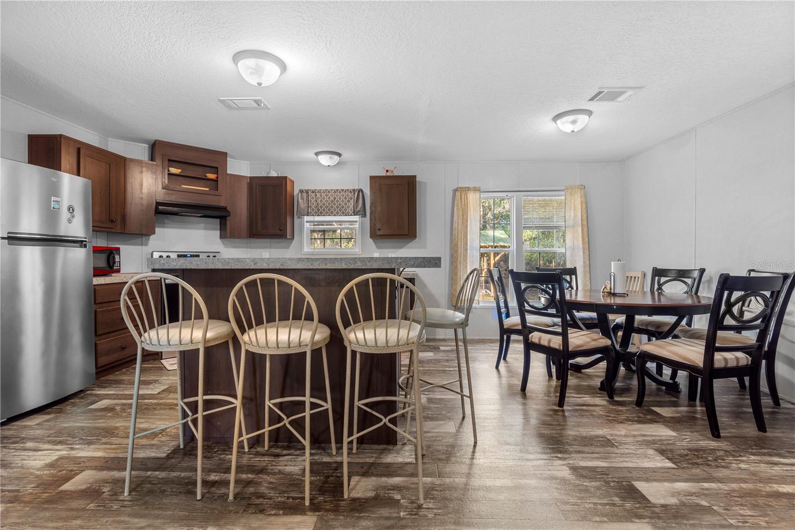 FOREST LAKE NORTH - Residential