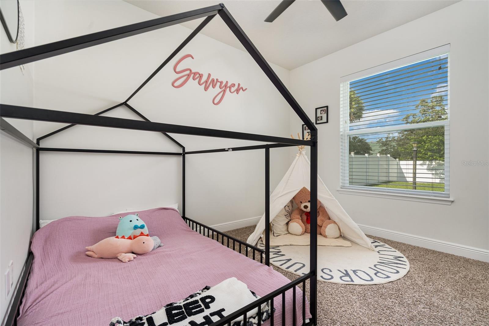 HAWKS RDG - Residential
